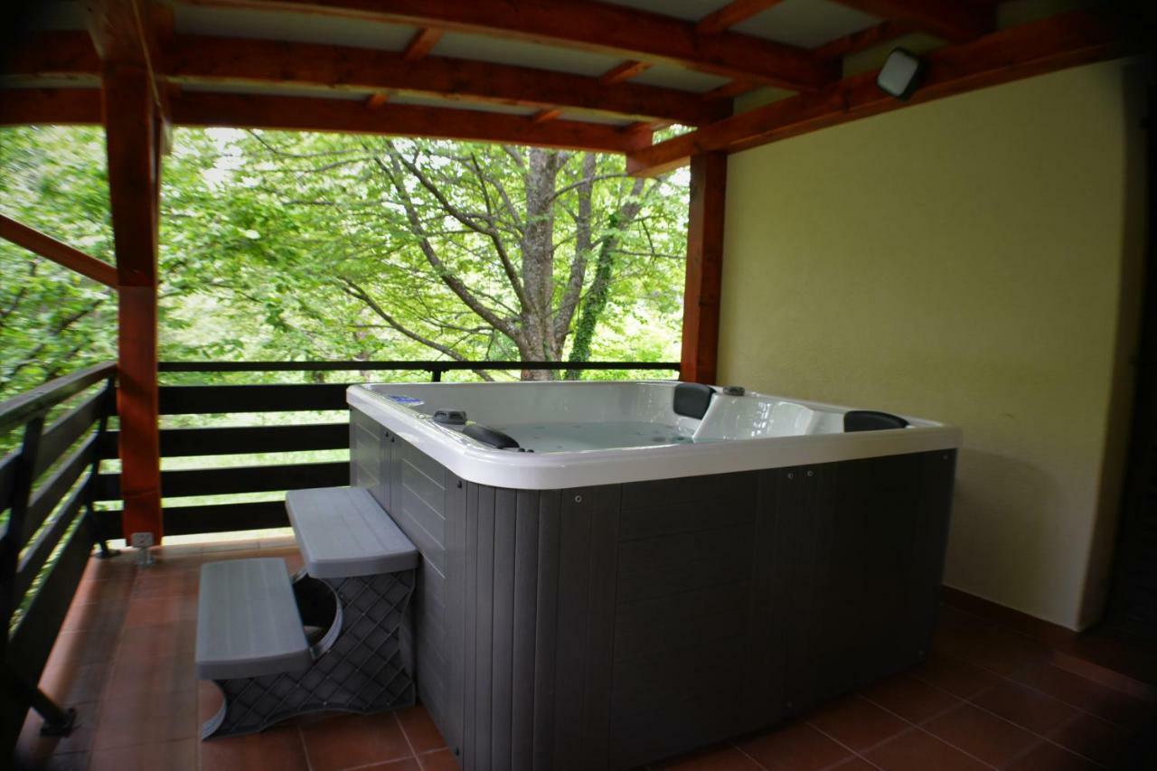 Holiday Home Coprnicka Hisa Skrad Екстер'єр фото