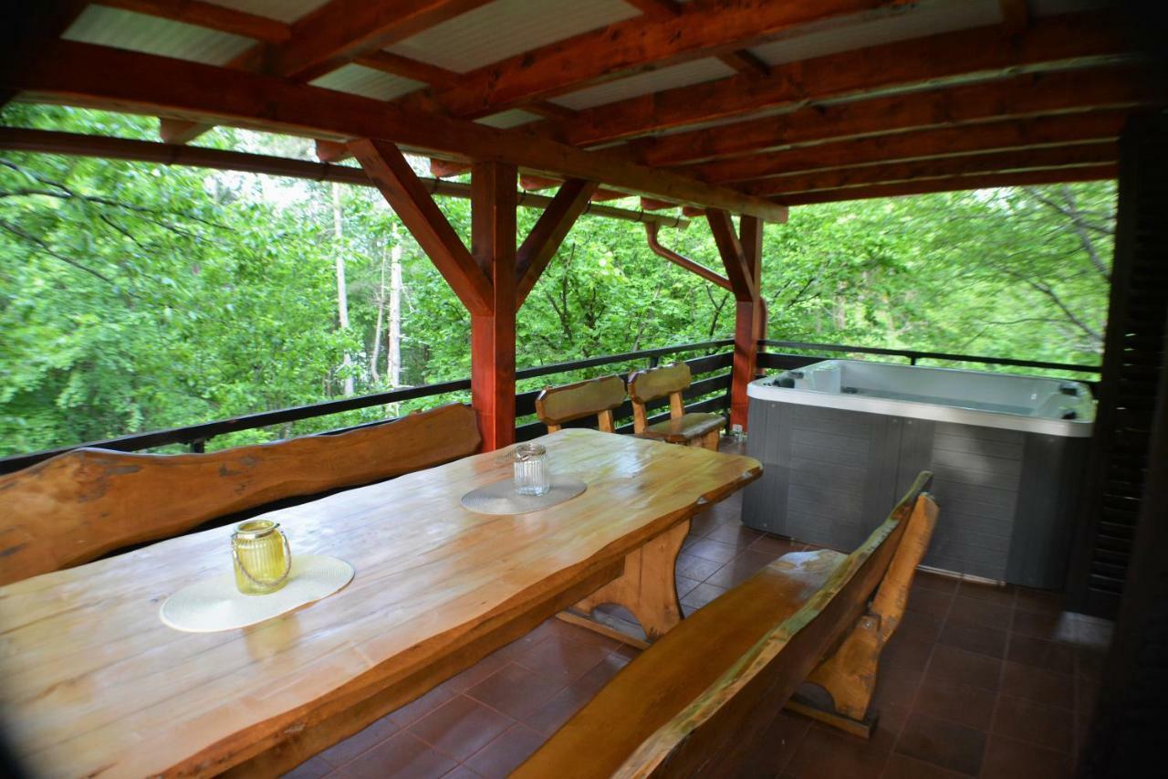 Holiday Home Coprnicka Hisa Skrad Екстер'єр фото