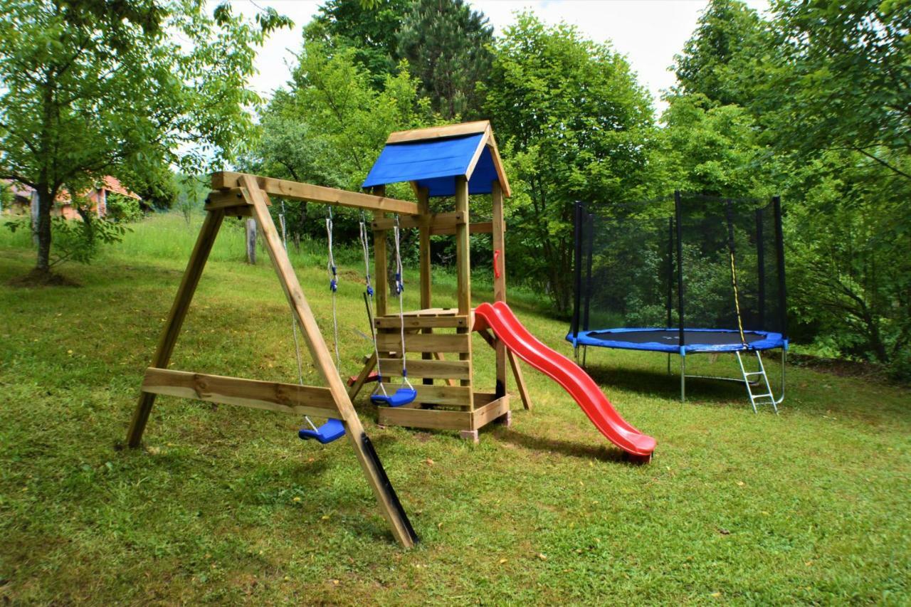 Holiday Home Coprnicka Hisa Skrad Екстер'єр фото