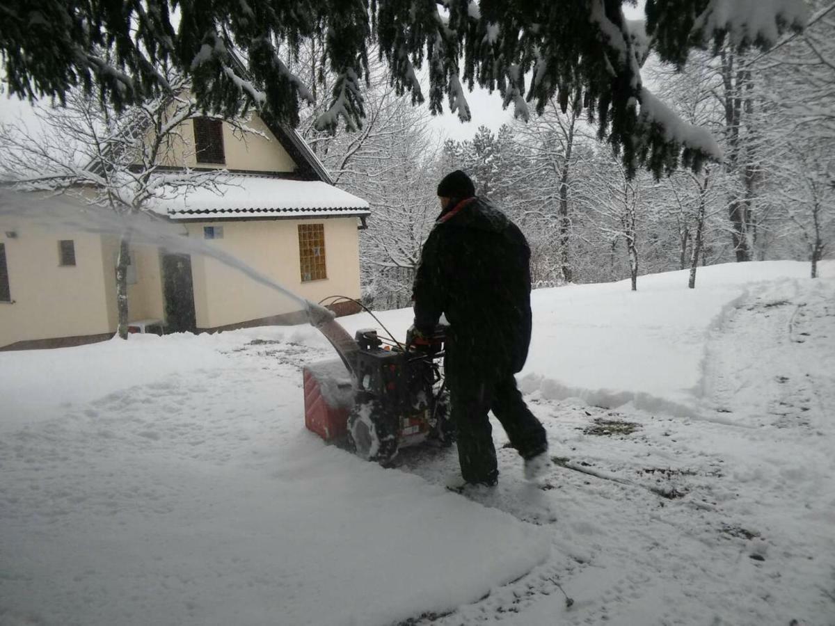 Holiday Home Coprnicka Hisa Skrad Екстер'єр фото